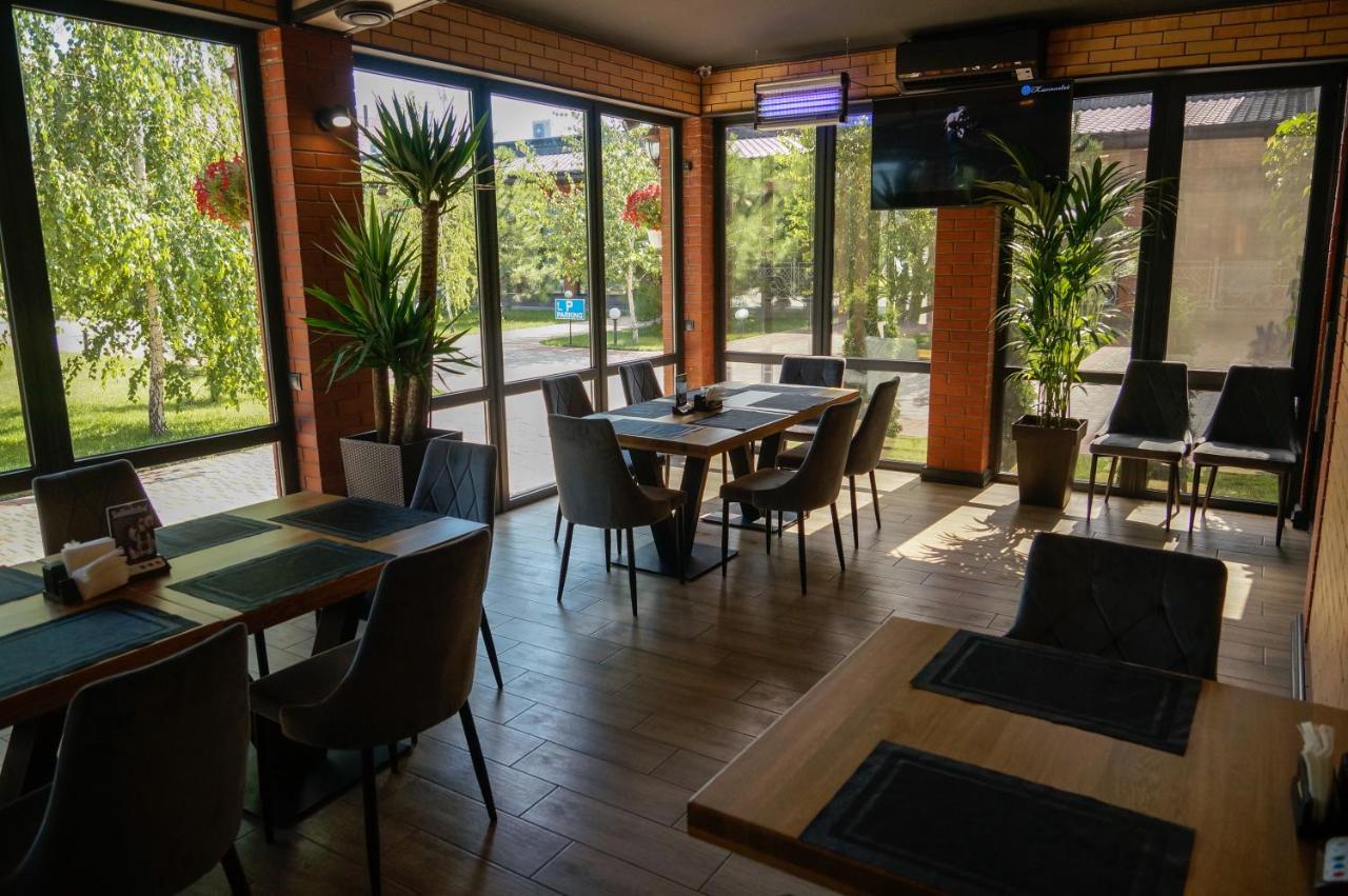 Delta Hotel Vilkovo Dış mekan fotoğraf