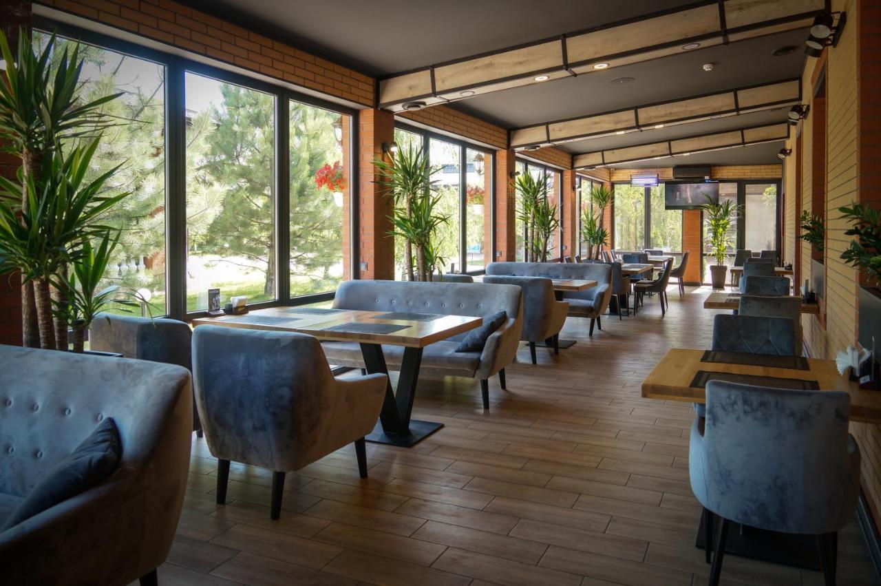 Delta Hotel Vilkovo Dış mekan fotoğraf