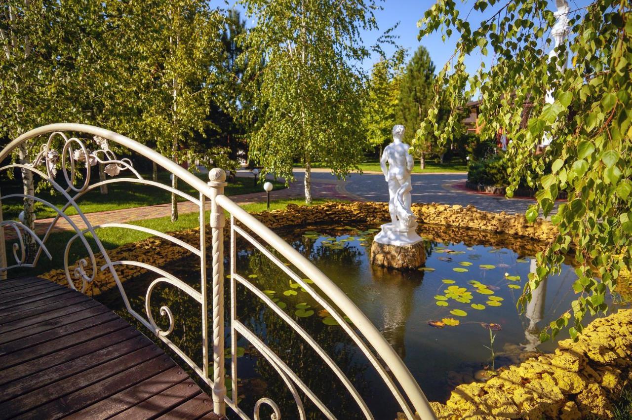Delta Hotel Vilkovo Dış mekan fotoğraf