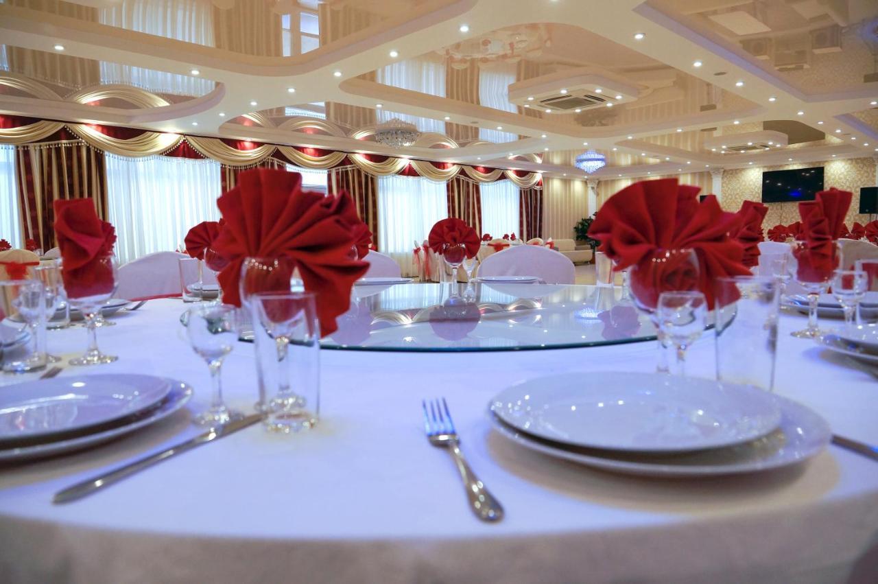 Delta Hotel Vilkovo Dış mekan fotoğraf