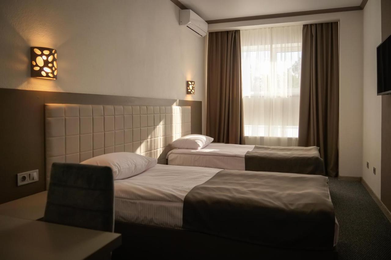 Delta Hotel Vilkovo Dış mekan fotoğraf