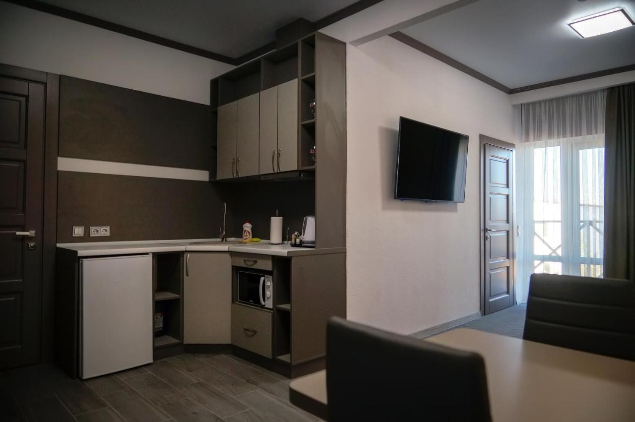 Delta Hotel Vilkovo Dış mekan fotoğraf