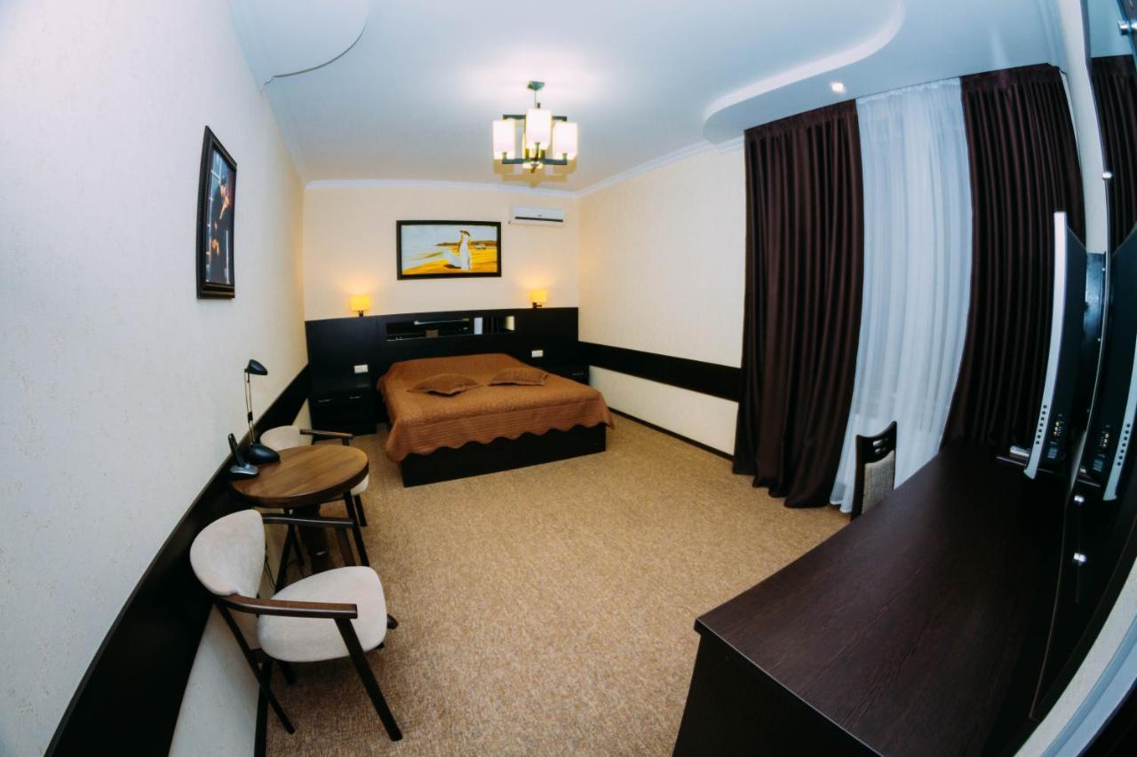Delta Hotel Vilkovo Dış mekan fotoğraf