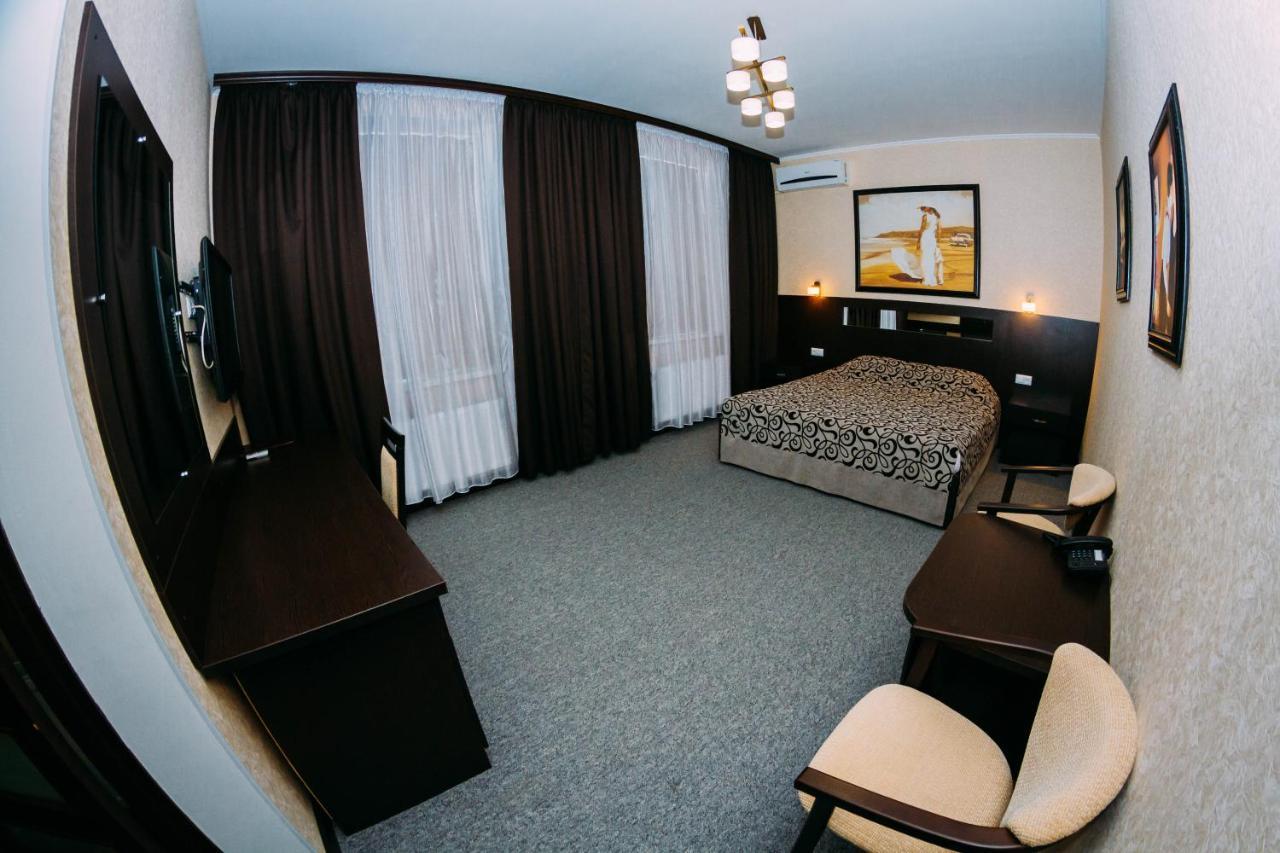 Delta Hotel Vilkovo Dış mekan fotoğraf